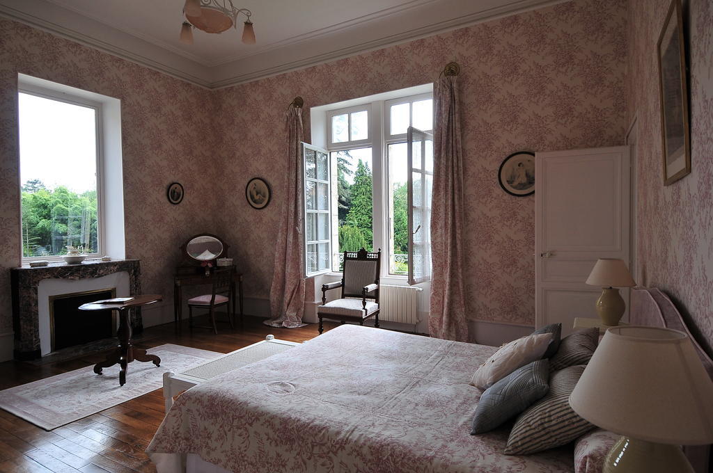 La Demeure D'Aglae Bed & Breakfast Villeneuve-sur-Allier Room photo